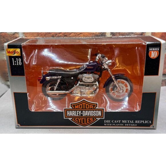 maisto Other - Maisto Harley-Davidson 1:18 Die Cast Metal Replica Motorcycle Series 10